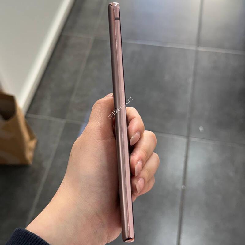 �����ó�Ʈ20 ����� 256GB Y1860