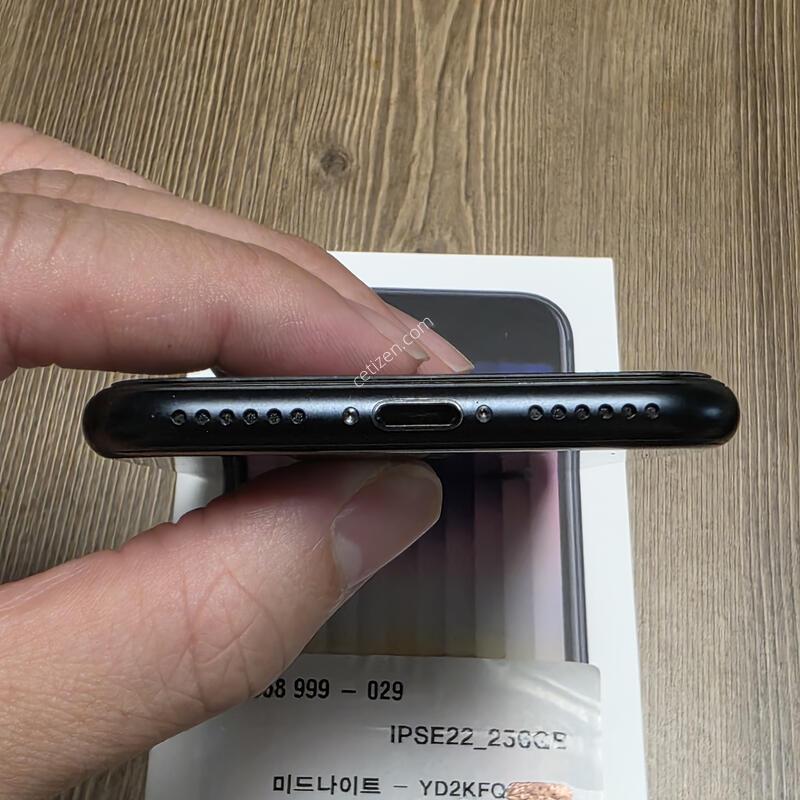 ������se3 256g �̵峪��Ʈ ���͸�100