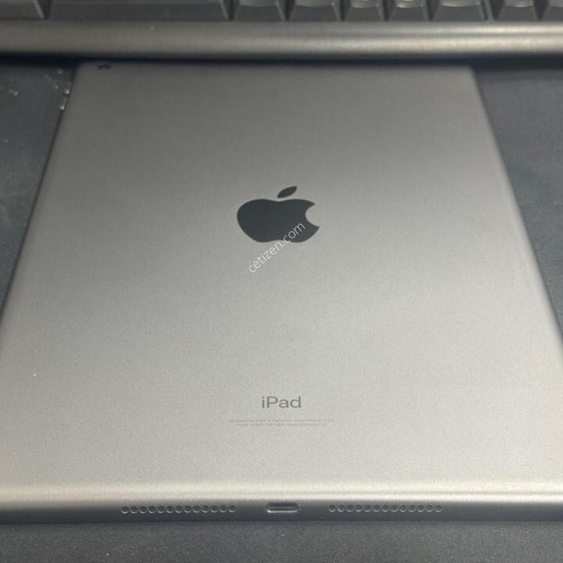 �����е�9���� A2602 64GB