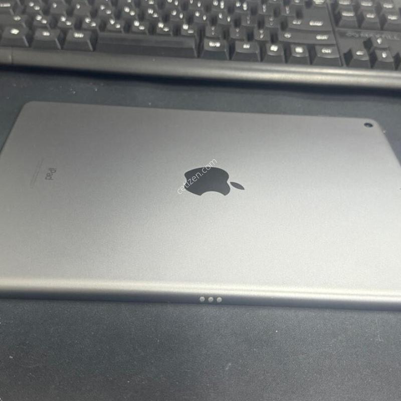 �����е�9���� A2602 64GB