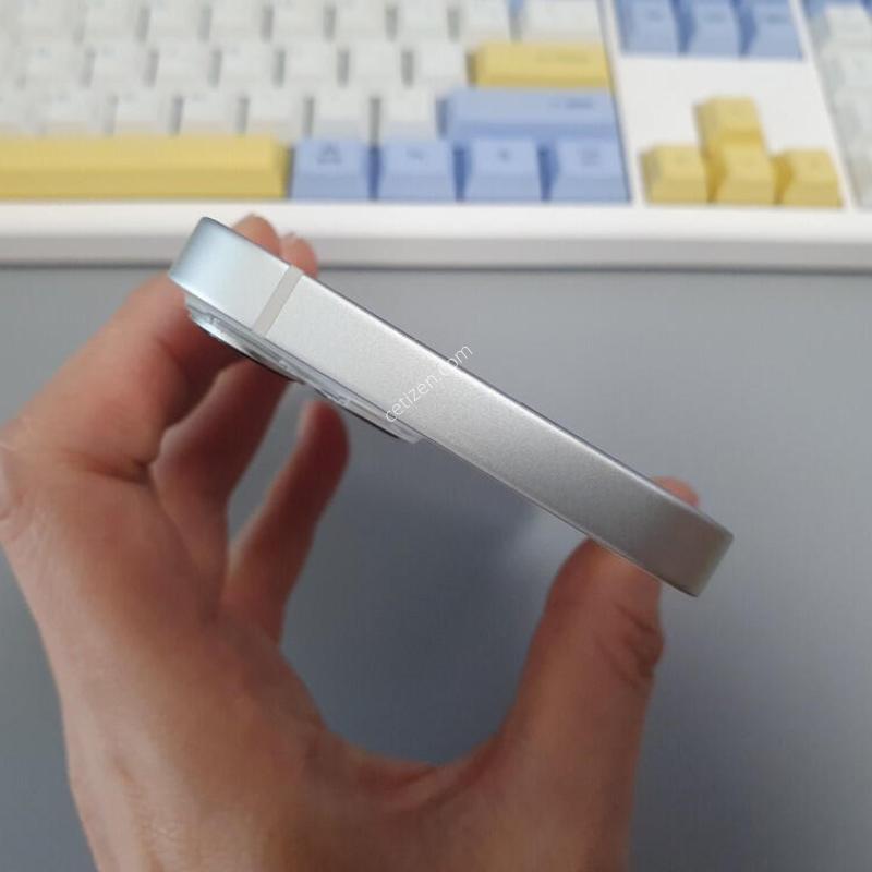 ������13 �̴� / 128GB / ȭ��Ʈ / ���͸����� 77%