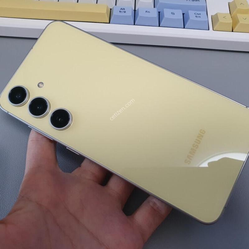 ������ S24 FE / 256GB / ���ο�
