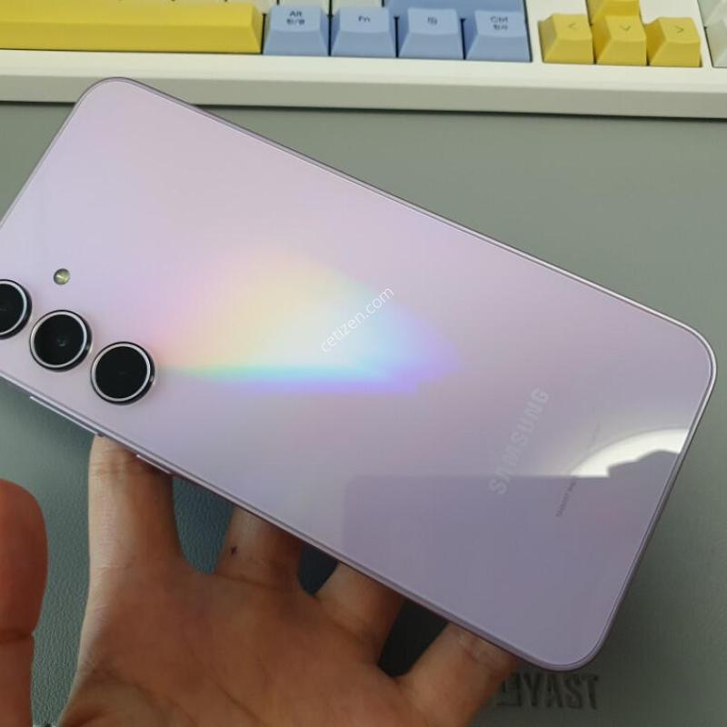 ������ A35 / 128GB /  ���϶�