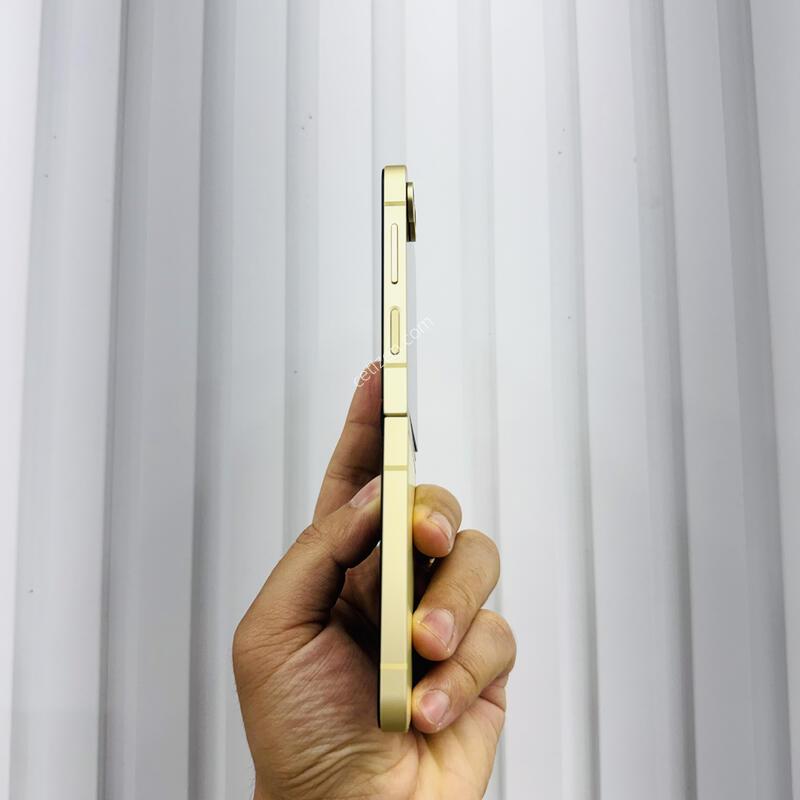������ ZFlip6 256GB ���ο�