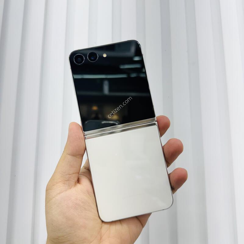 ������ ZFlip5 512GB �׸�