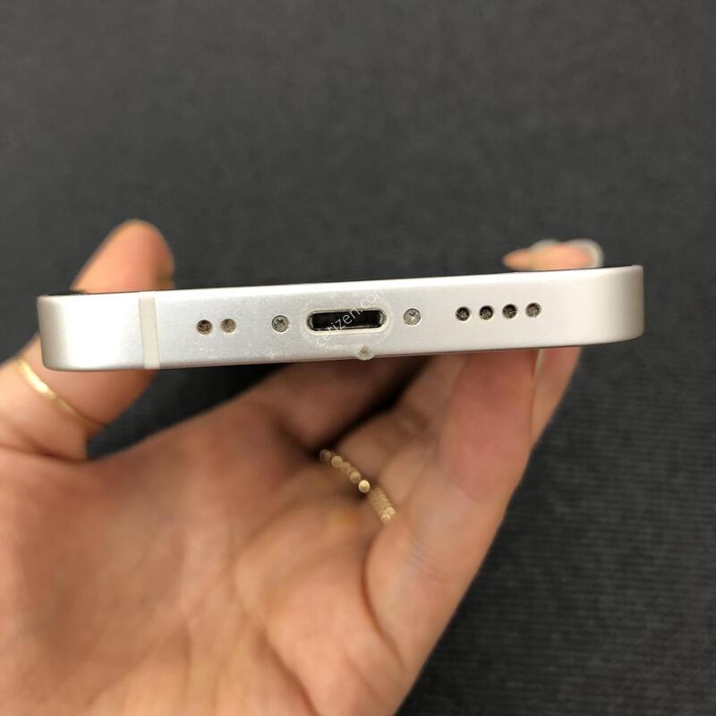 ������13�̴� ȭ��Ʈ 128G,����� ���ƿ�,�����ϰ� �Ǹ��մϴ�