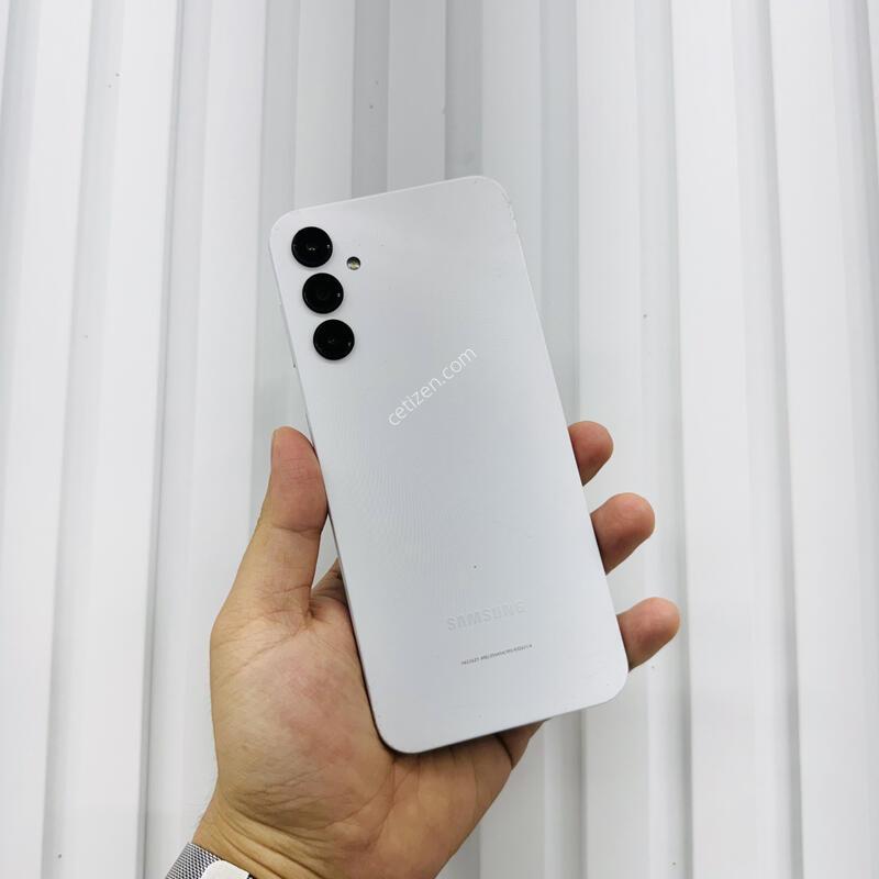 ������ ����3 ȭ��Ʈ 128GB