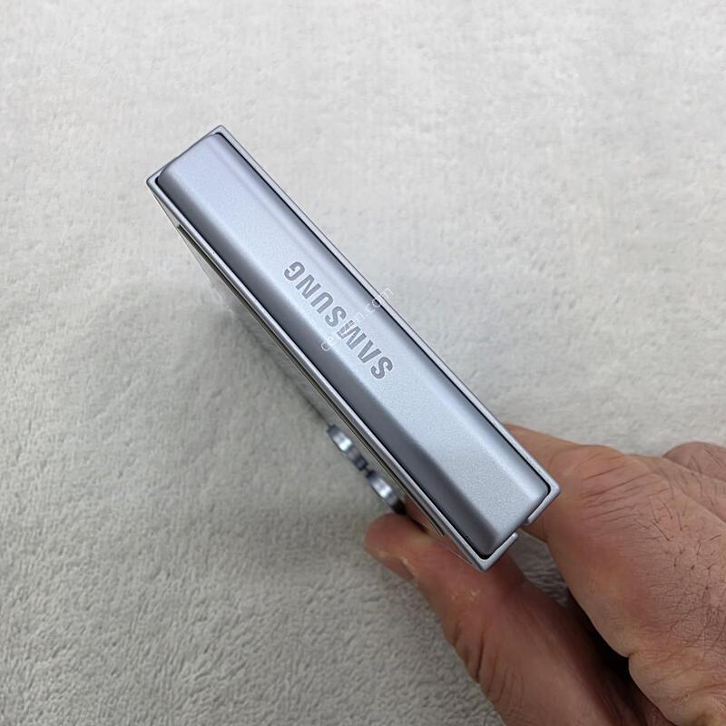 ������Z�ø�6 256G ���� U+ �����״�� AAA��