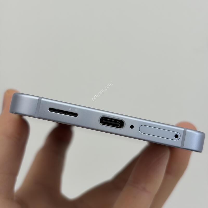������ S25 256g ���̽����� �˴ϴ�