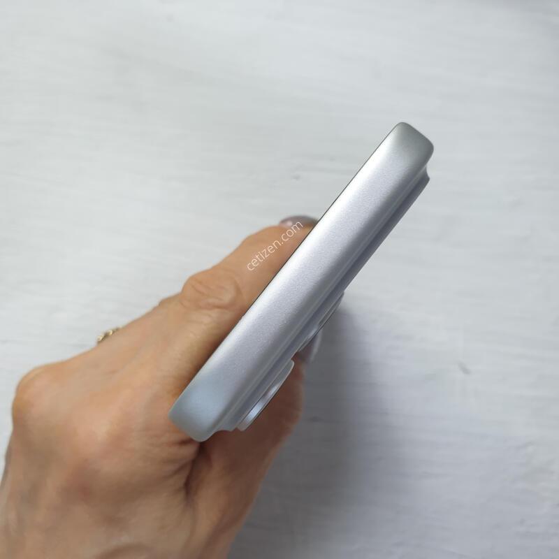 ������17���� �ǹ� 256G S�� �Ǹ��մϴ�-���͸�100%