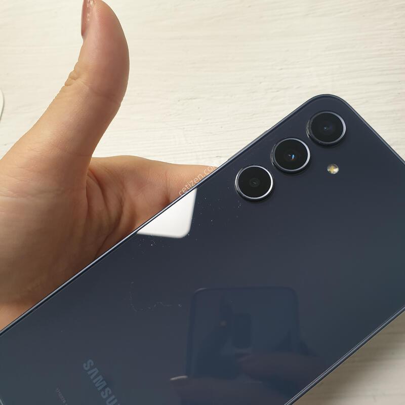 LG ������ A35 5G ���̺� 128G ������ �Ǹ��մϴ�