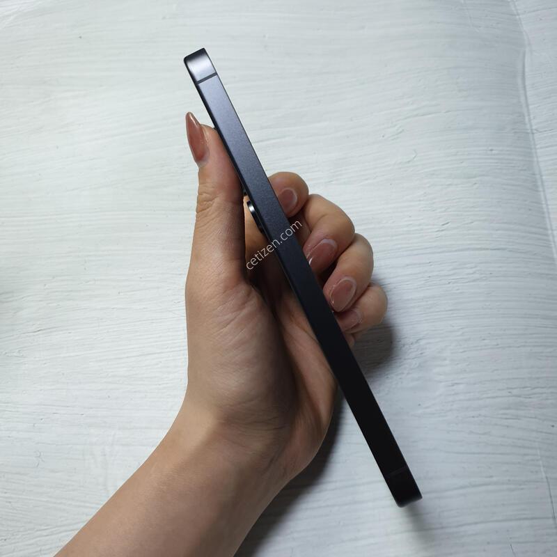LG ������ S24FE ���� 256G S�� �Ǹ��մϴ�