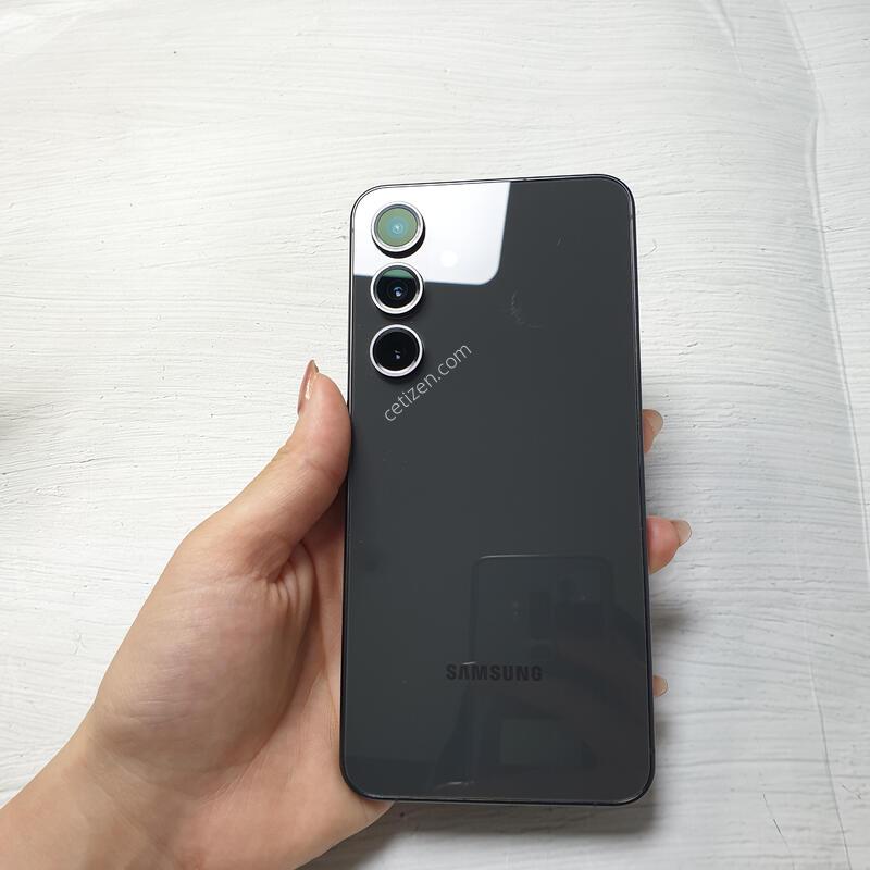 LG ������ S24FE ���� 256G S�� �Ǹ��մϴ�