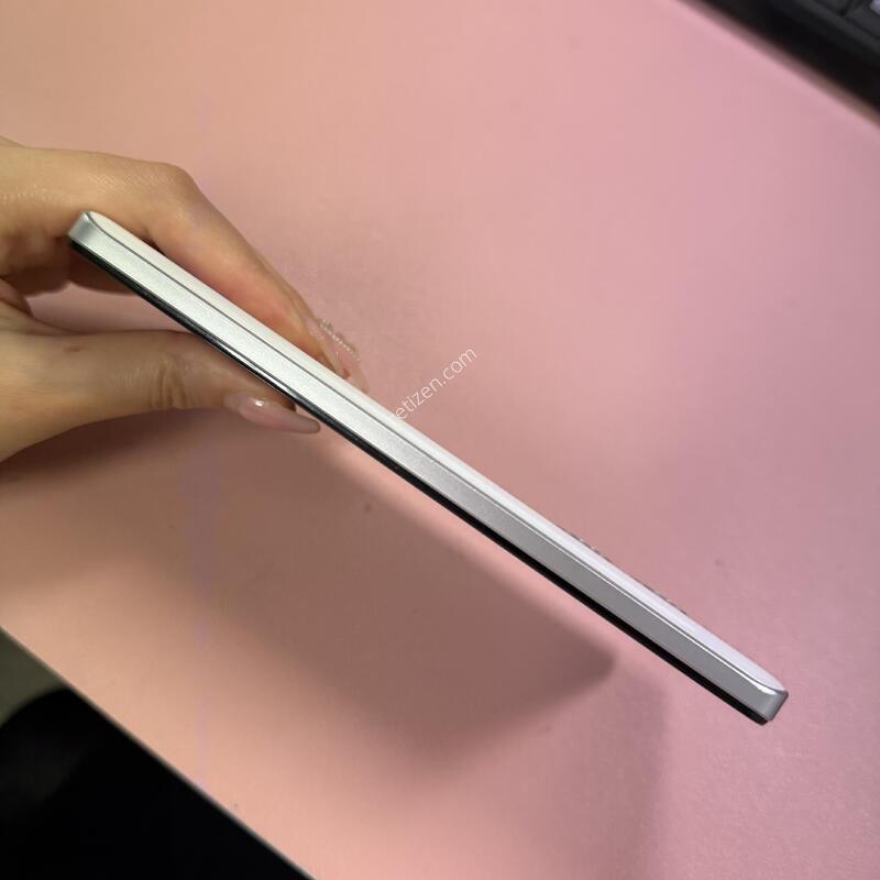 ȫ�̳�Ʈ12���� �÷��� ȭ��Ʈ 256GB