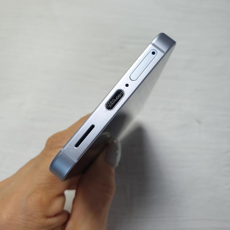 LG ������ S25 5G ���� 256G S�� �Ǹ��մϴ�