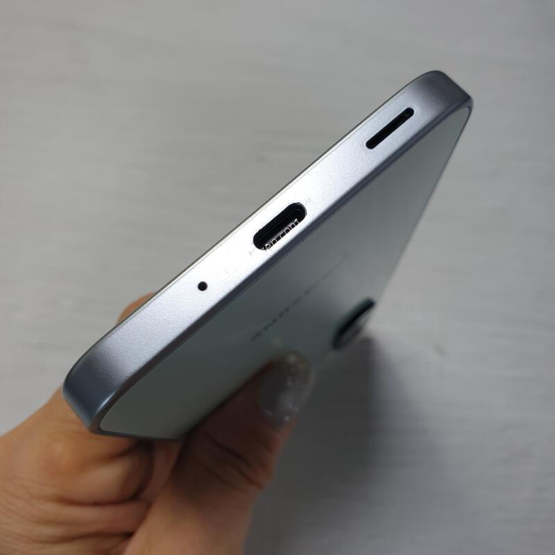KT ������ ����4 �׸� 128G S�� �Ǹ��մϴ�