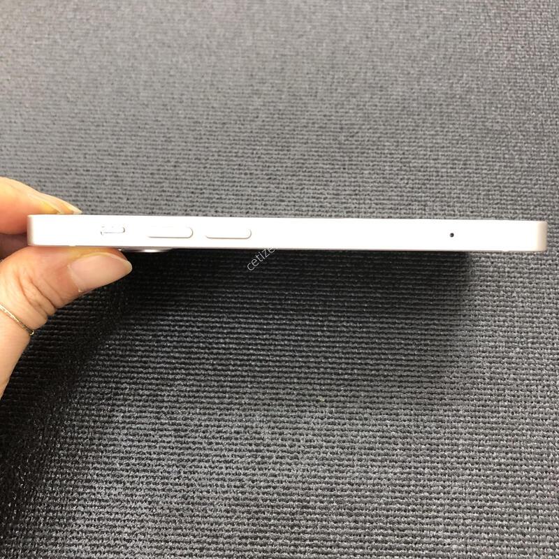 ȭ��Ʈ/128G/����� ���ƿ�/�����ϰ� �Ǹ��մϴ�