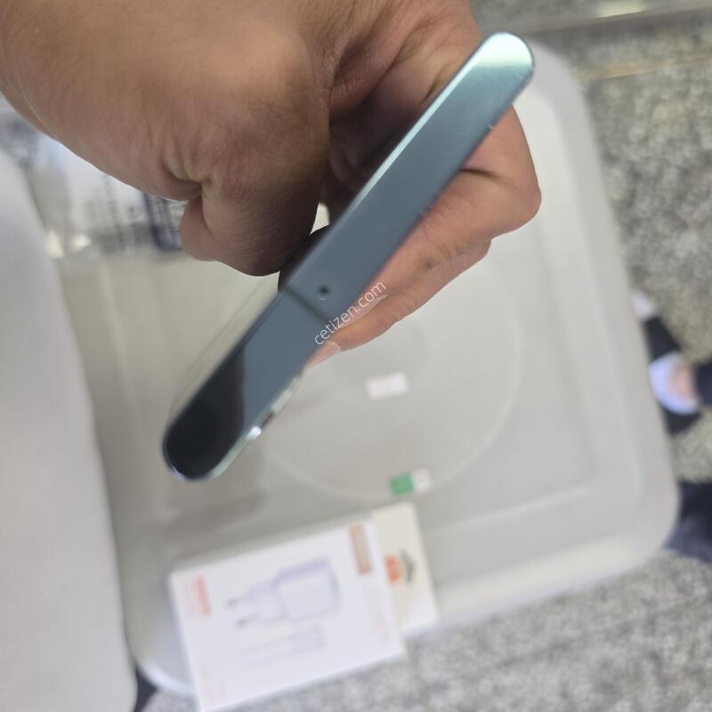 U+ S22��Ʈ��(S908) 256G �׸����� ����� �˴ϴ�