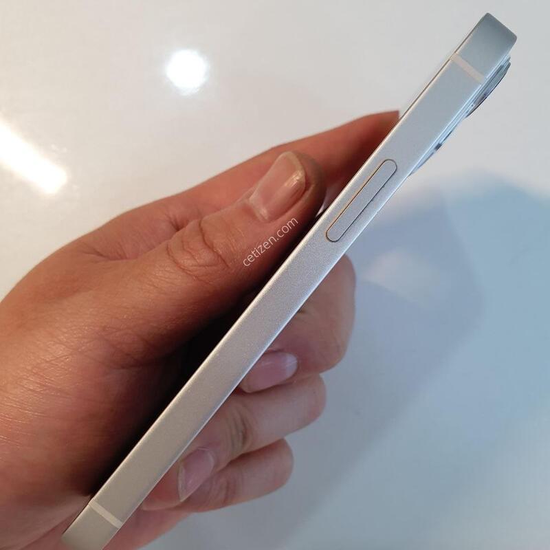 ������13�̴�128G ���ܻ� �������⽺ ���±� �߰��� �����