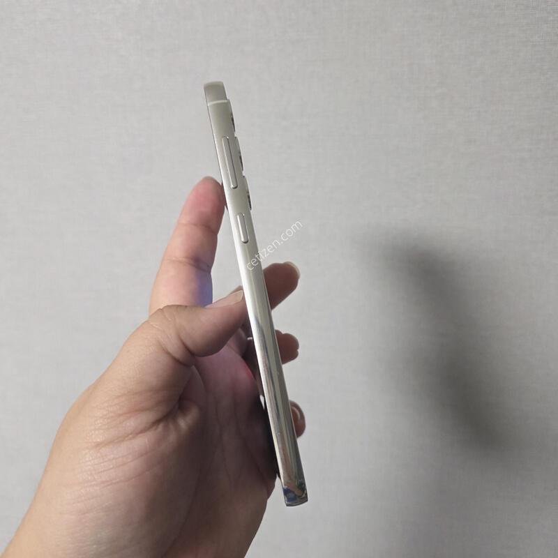 ������ S23�÷��� ũ�� 512�Ⱑ  SS�� �Ⱦƿ�~