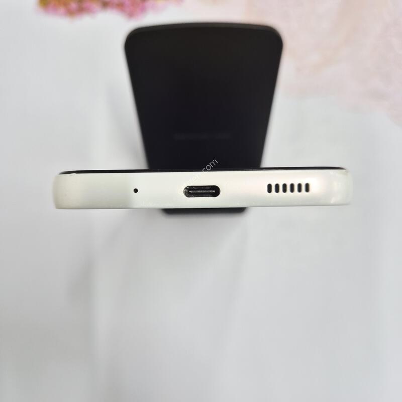����������3 ȭ��Ʈ 128GB