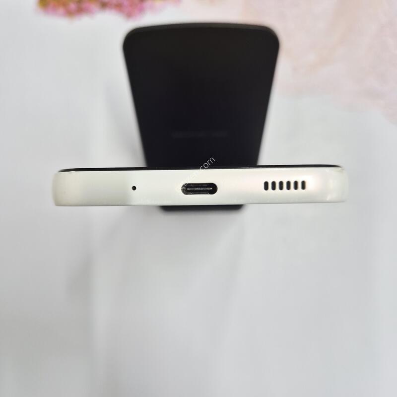 ����������3 ȭ��Ʈ 128GB