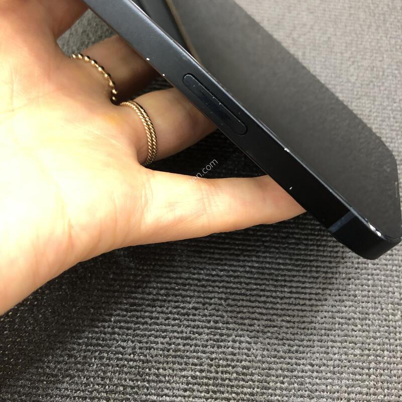 ������13 ���� 256G,�����ϰ� �Ǹ��մϴ�,���͸����� 80%