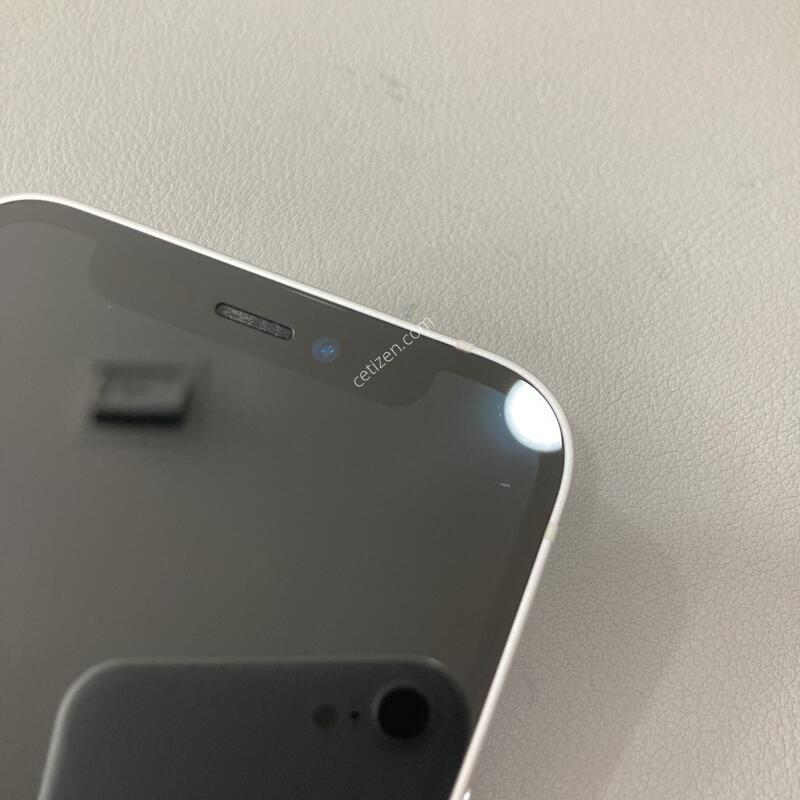 ������ 12�̴� ȭ��Ʈ 128G ���͸�����100%