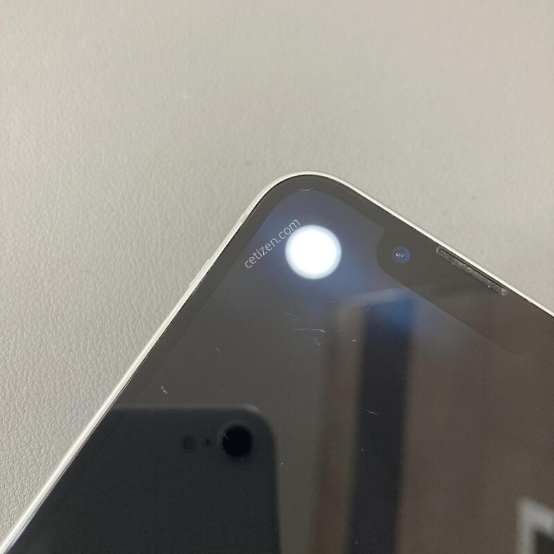 ������ 13�̴� ȭ��Ʈ 128G �����ϰ� �Ǹ��մϴ�
