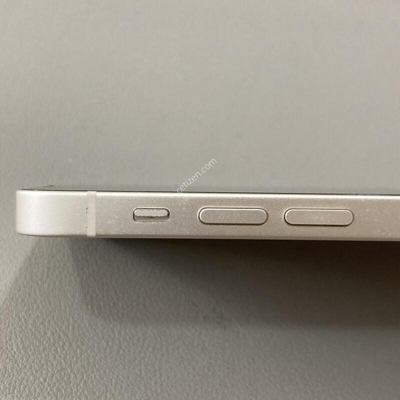 ������ 13�̴� ȭ��Ʈ 128G �����ϰ� �Ǹ��մϴ�
