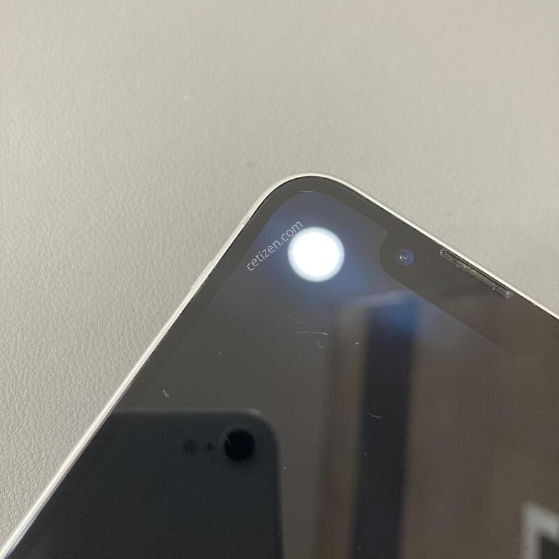 �����ϰ� �Ǹ��մϴ� / ������ 13�̴� ȭ��Ʈ 128G