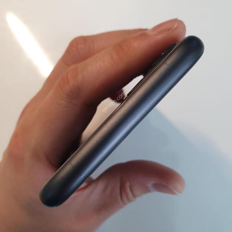 ������11 64G ���ܻ� ���±� �߰��� �����