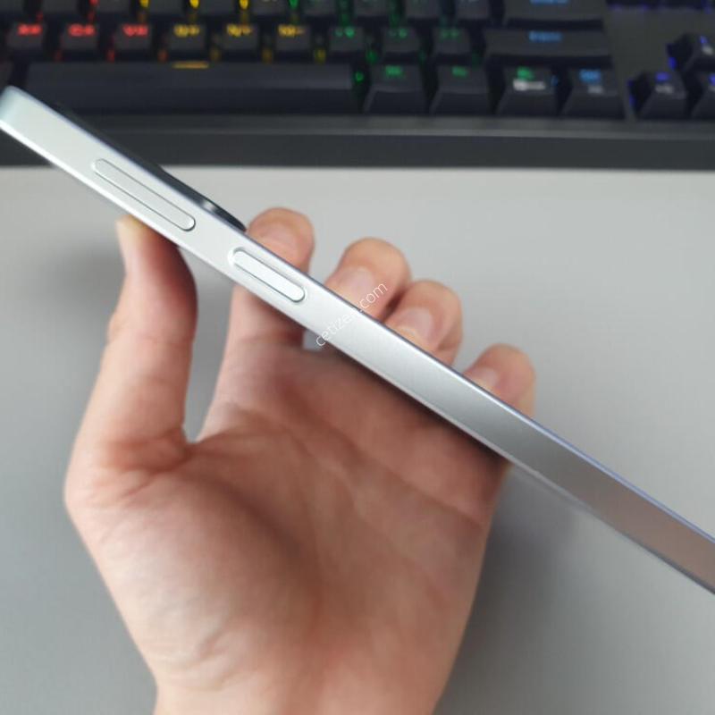 ������ ����4 / 128GB / ����Ʈ�׸�