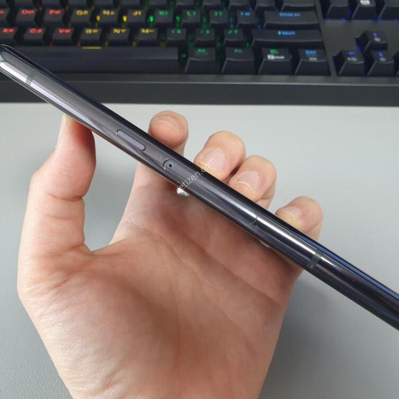 V50 ThinQ / 128GB / ����