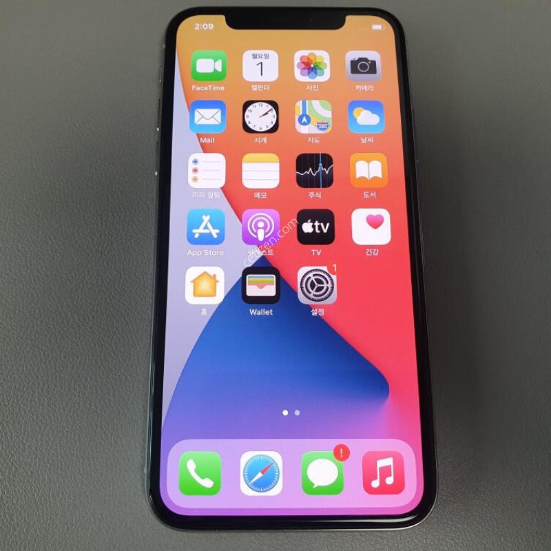 ������X / 64GB / ȭ��Ʈ / ���͸����� 92%