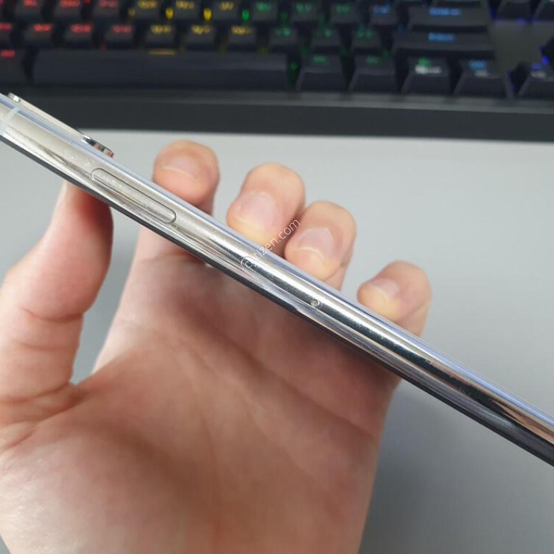 ������X / 64GB / ȭ��Ʈ / ���͸����� 92%