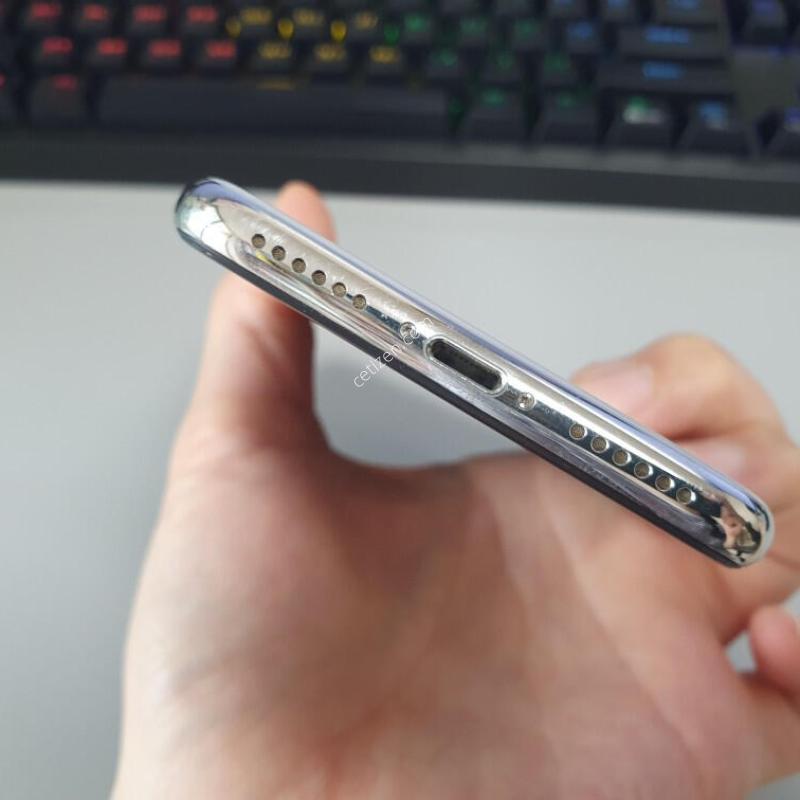 ������X / 64GB / ȭ��Ʈ / ���͸����� 92%