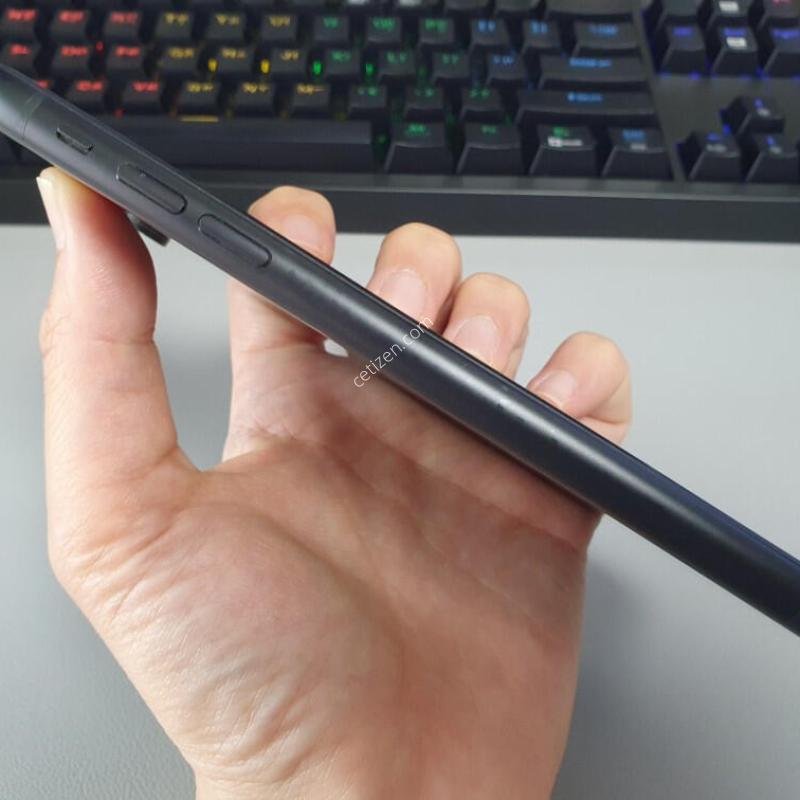 [�߱���] ������XR / 128GB / ����