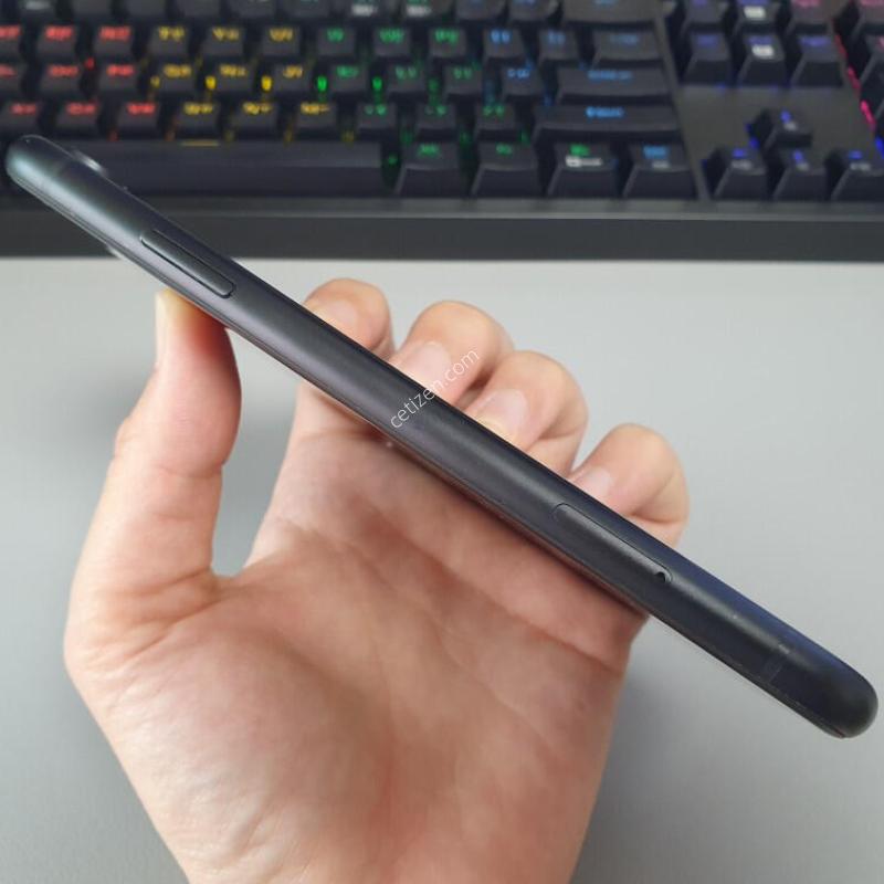 [�߱���] ������XR / 128GB / ����