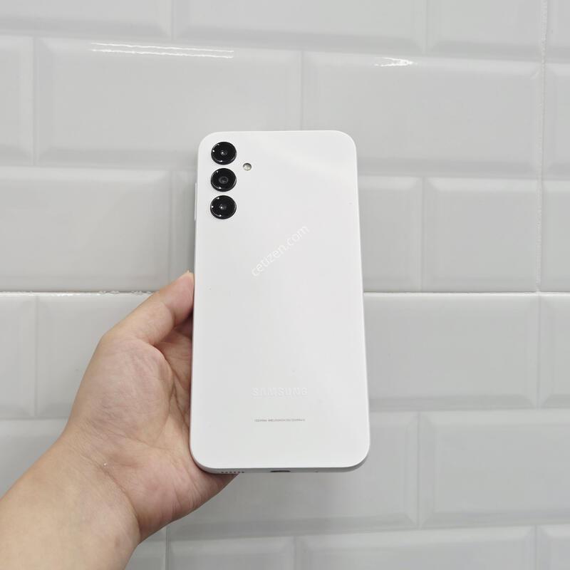 ����������3 ȭ��Ʈ 128GB