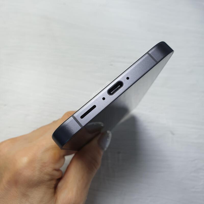 KT ������ S24FE ���� 256G S�� �Ǹ��մϴ�