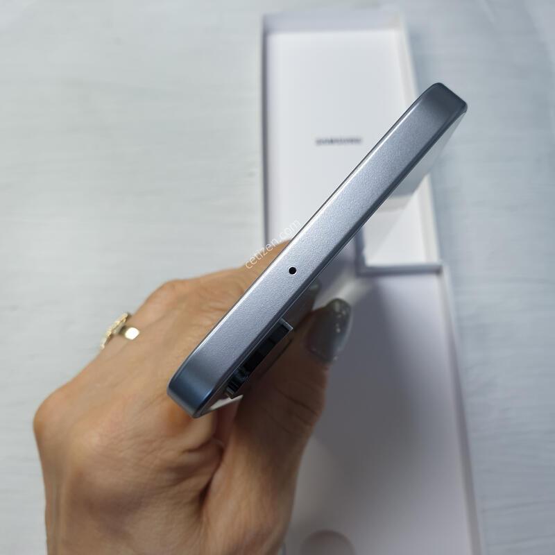 KT ������ A17 �׷��� 128G ����ǰ �̻�� S�� Ǯ�ڽ��Ǹ�