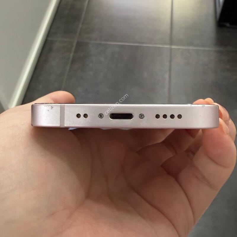 ������13�̴� ��ũ 128GB/100% Y1878