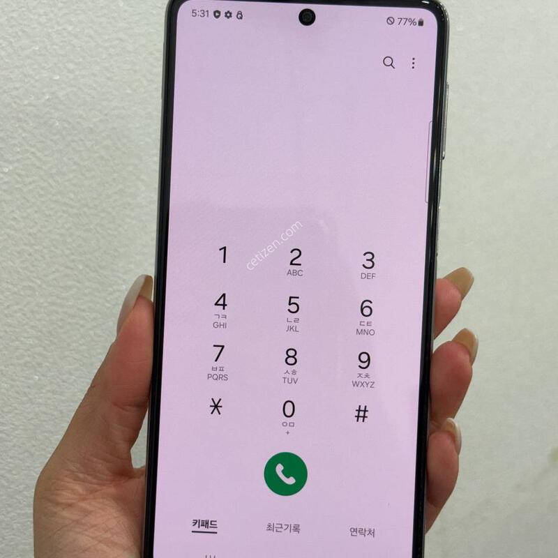 ���ܻ�)����������3 ȭ��Ʈ 128GB Y1885