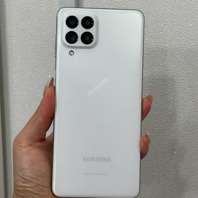 ���ܻ�)����������3 ȭ��Ʈ 128GB Y1885