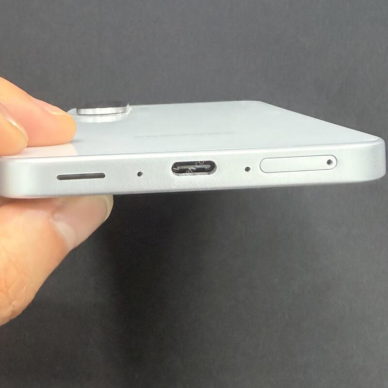 A36 128GB ȭ��Ʈ�÷� [ S��� ] ���̽� �� �ʸ�����
