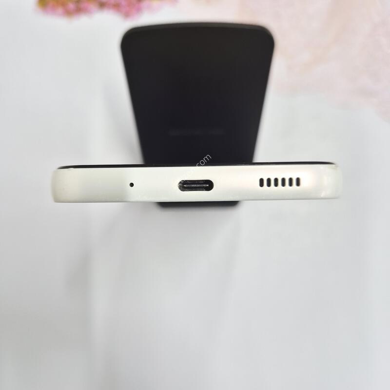 ����������3 ȭ��Ʈ 128GB