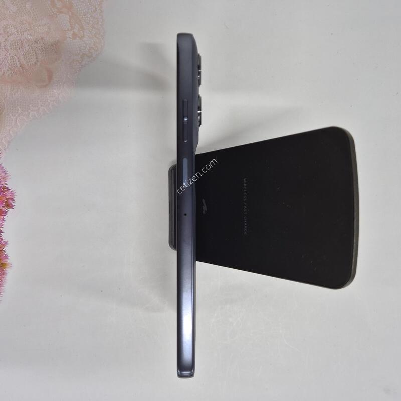 ����ζ� G56 5G ���� 256GB