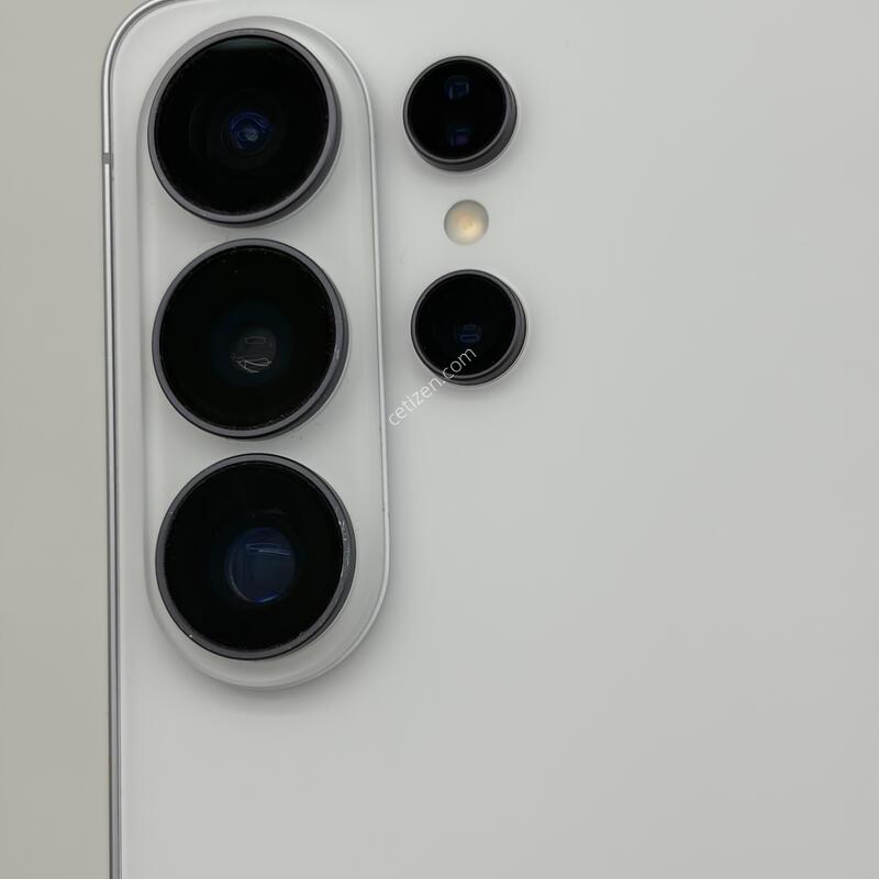 ������ S26��Ʈ�� 512g �˴ϴ�26��3������
