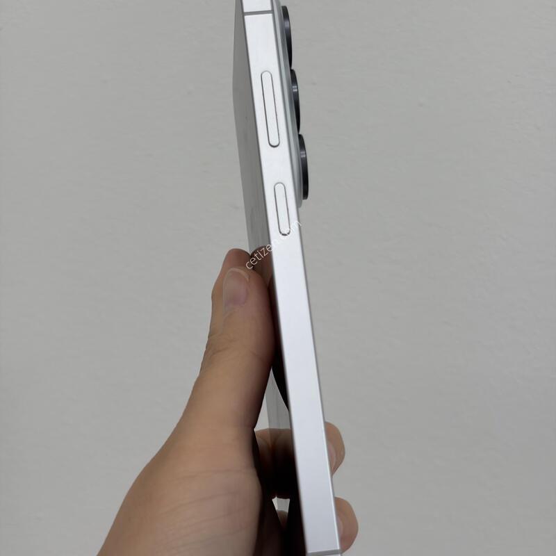 ������ S26��Ʈ�� 512g �˴ϴ�26��3������